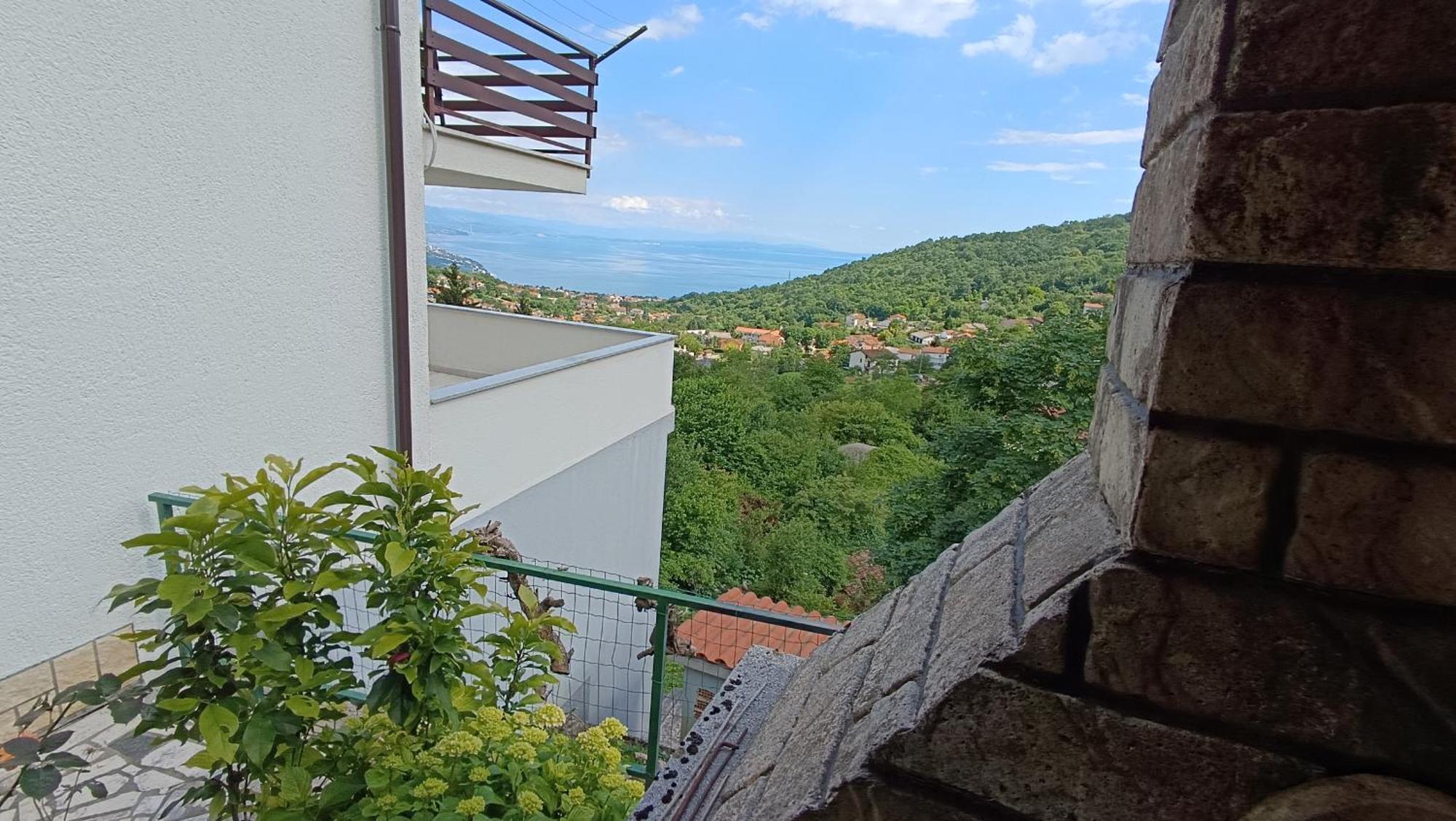 Apartment Miro- 5 Km From Opatija